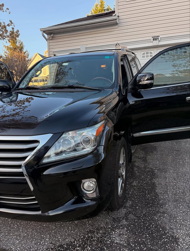 Lexus LX — timeless luxury perfected